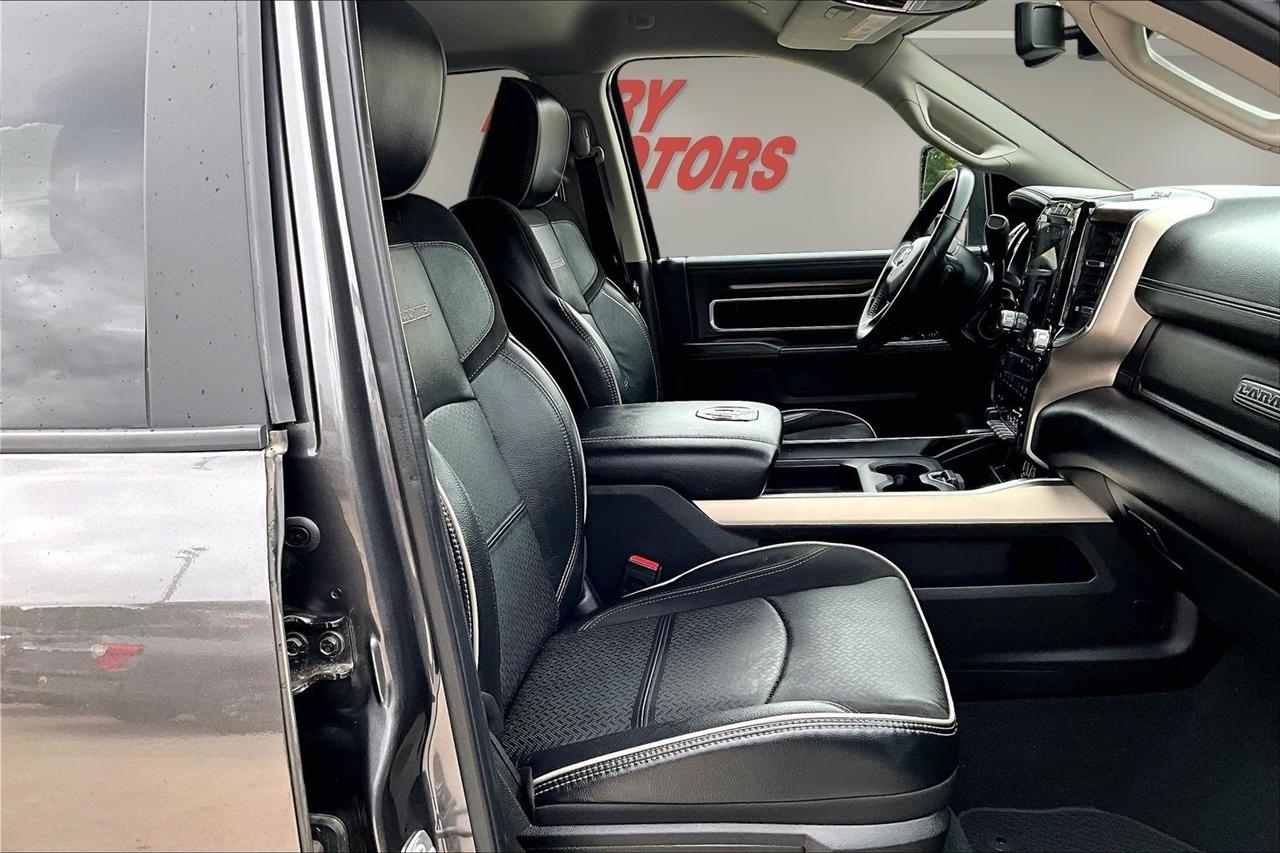 RAM 2500 Laramie 4x4 Crew Cab 6'4" Box 2023
