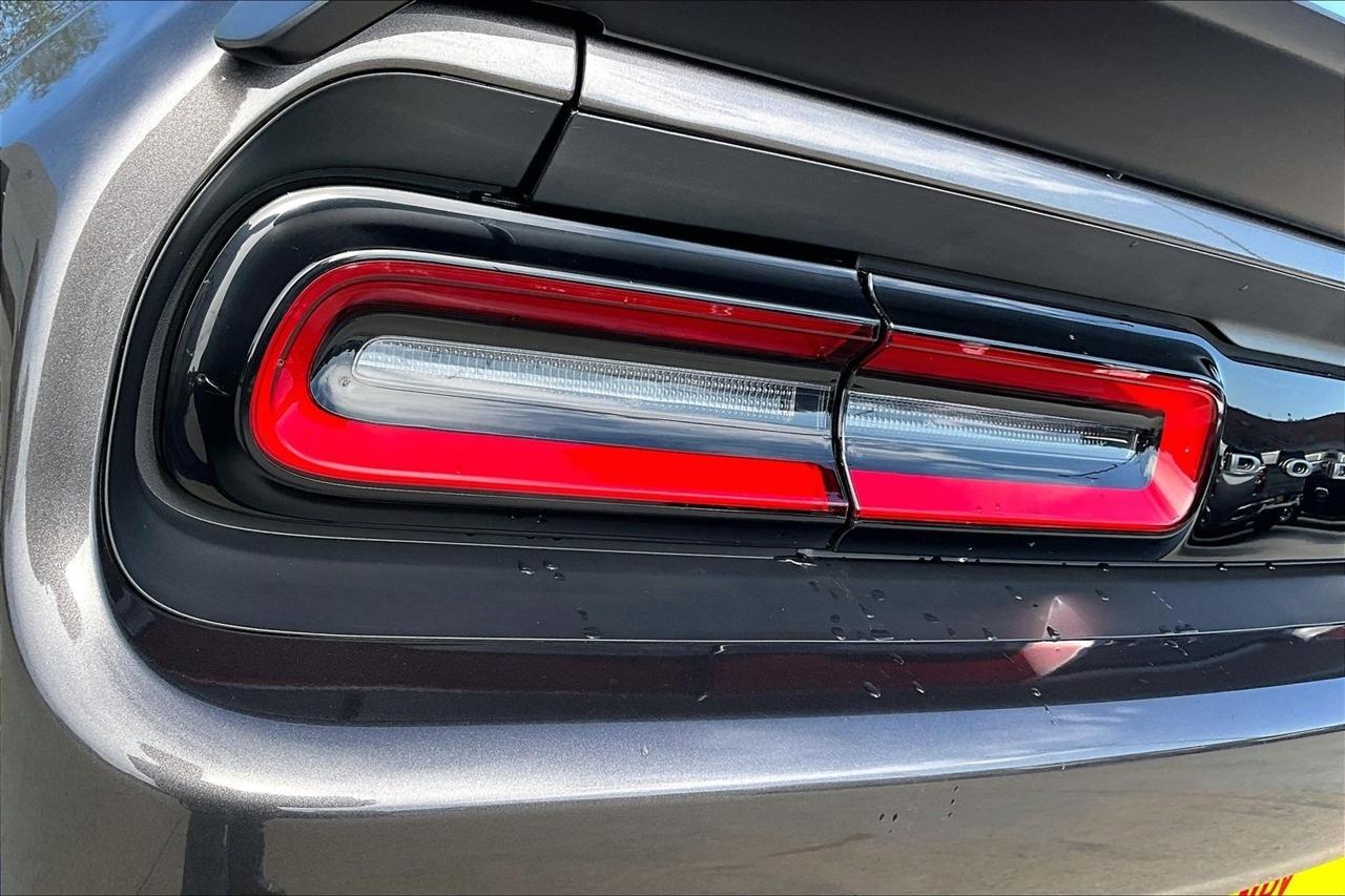 Dodge Challenger  2023