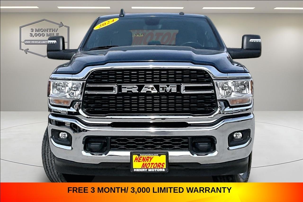 RAM 2500 Big Horn 4x4 Crew Cab 6'4" Box 2024
