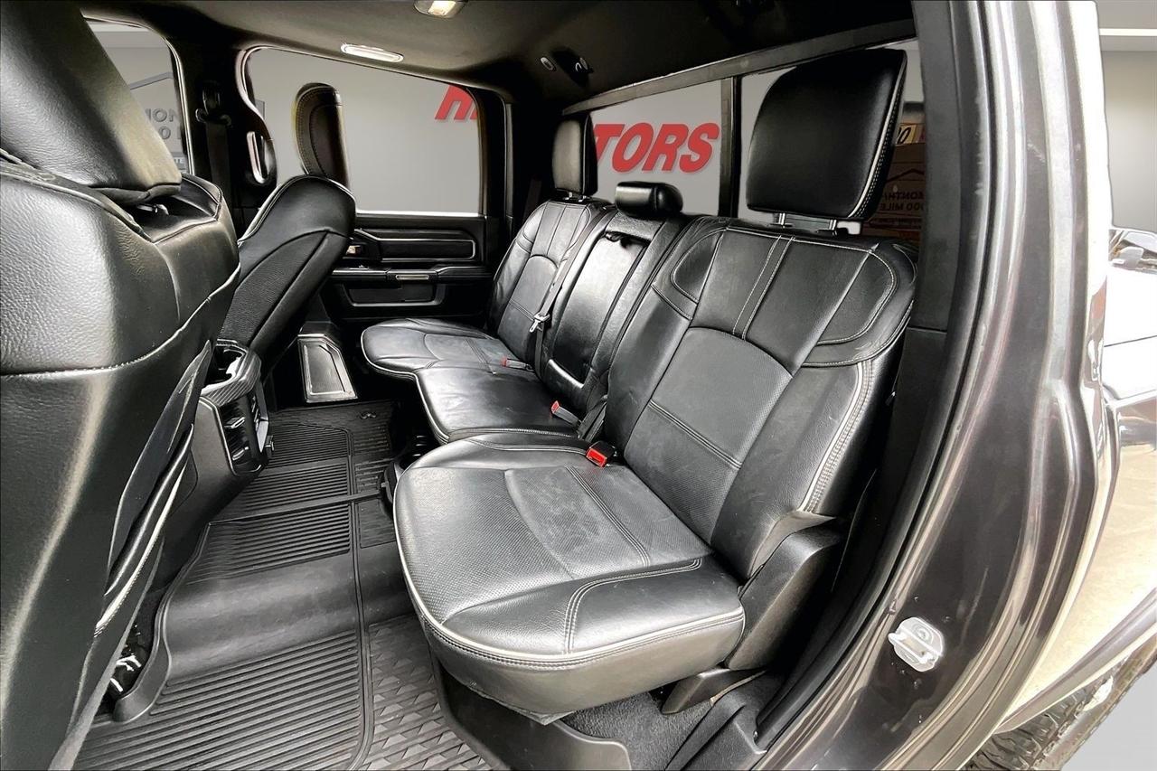 RAM 3500 Limited 4x4 Crew Cab 6'4" Box 2019