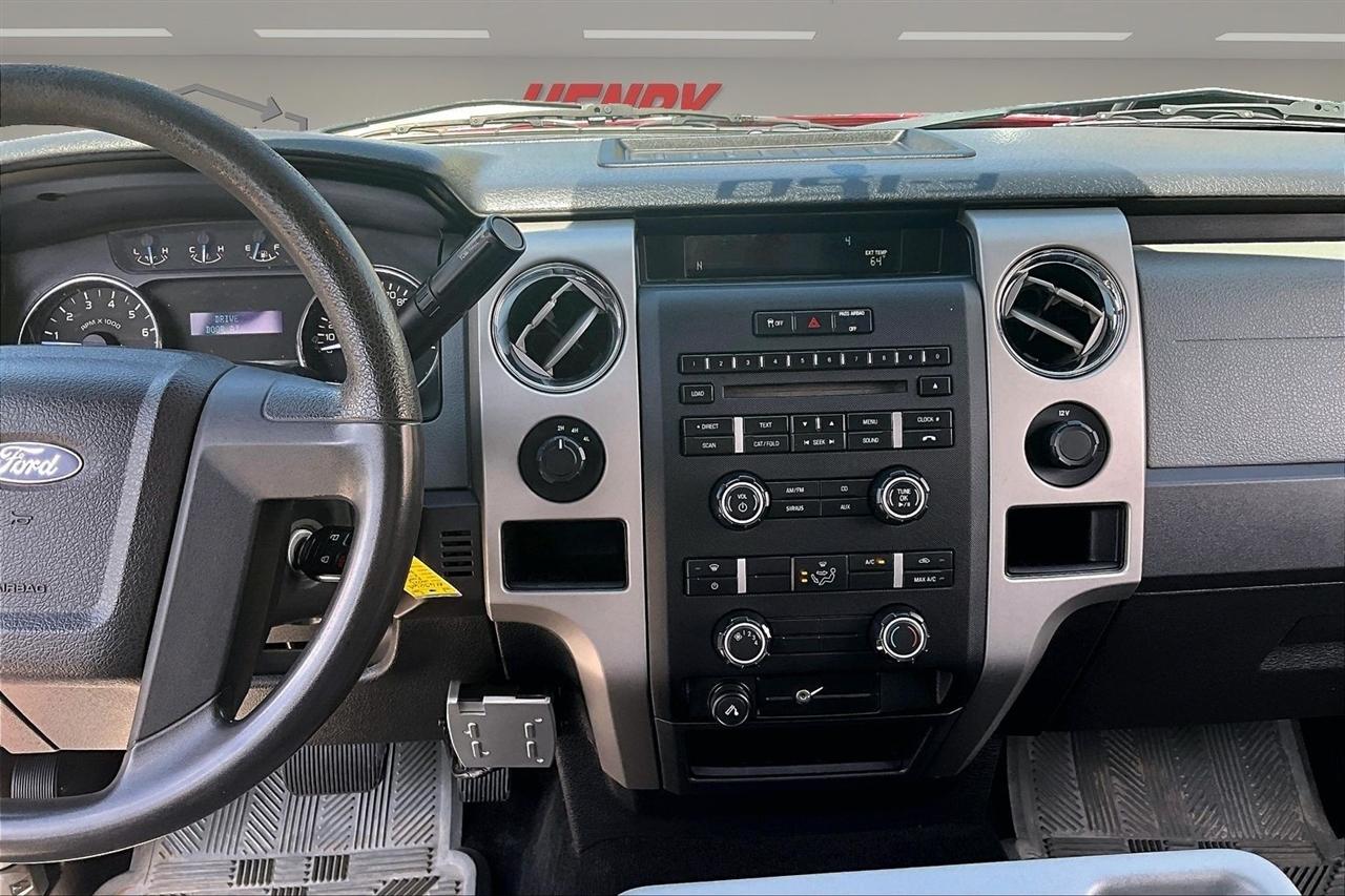 Ford F-150 4WD SuperCab 145" Lariat 2011