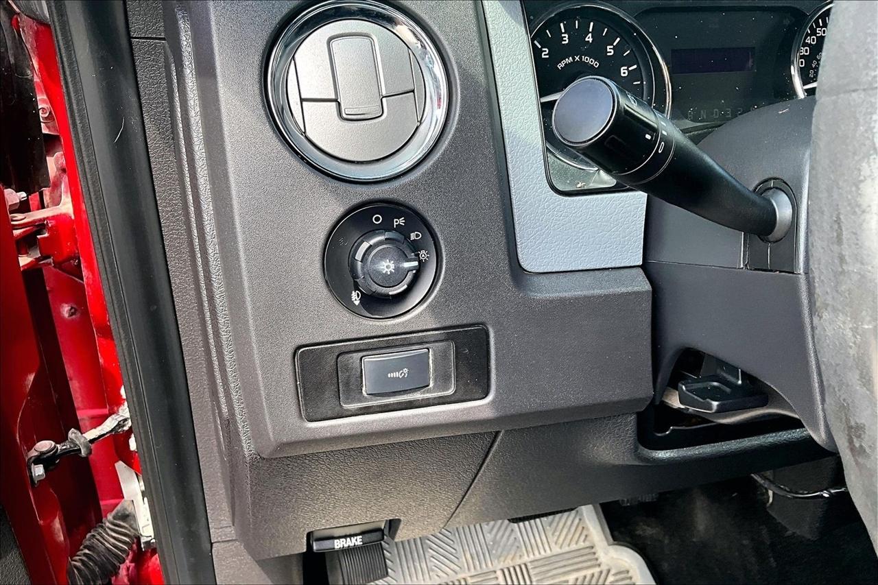 Ford F-150 4WD SuperCab 145" Lariat 2011