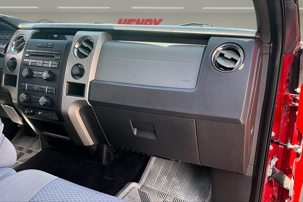 Ford F-150 4WD SuperCab 145" Lariat 2011