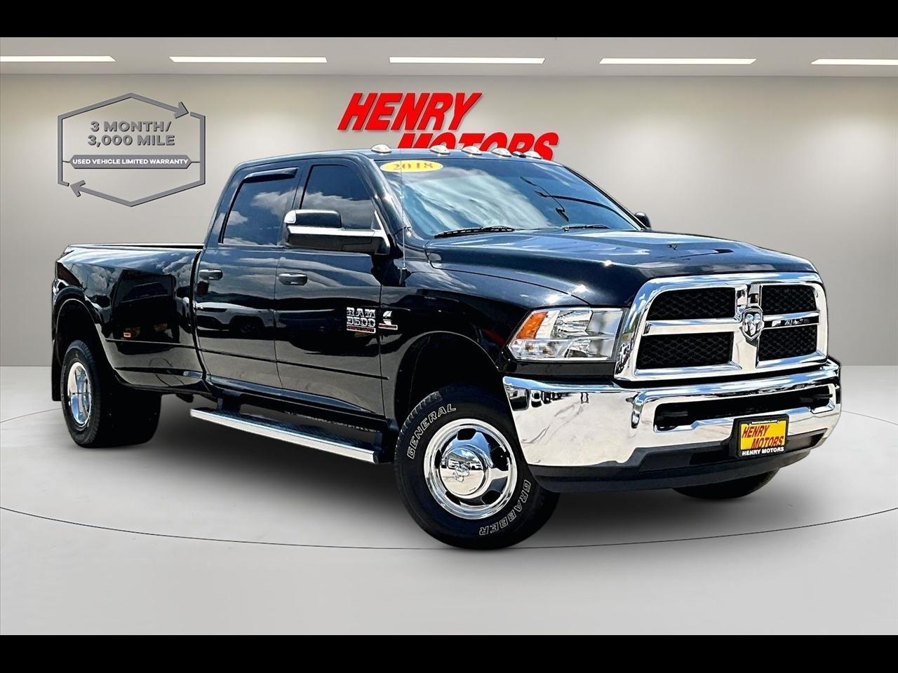 2018 RAM 3500 Tradesman 4x4 Crew Cab 8' Box