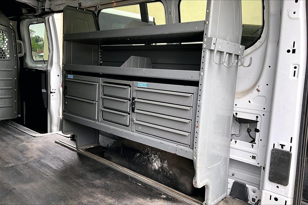 Ford Transit Cargo Van T-250 148" Low Rf 9000 GVWR Swing-Out RH Dr 2015