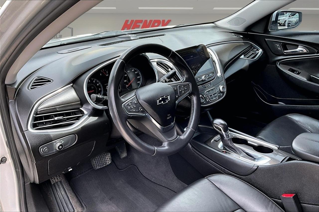 Chevrolet Malibu 4dr Sdn LT 2021