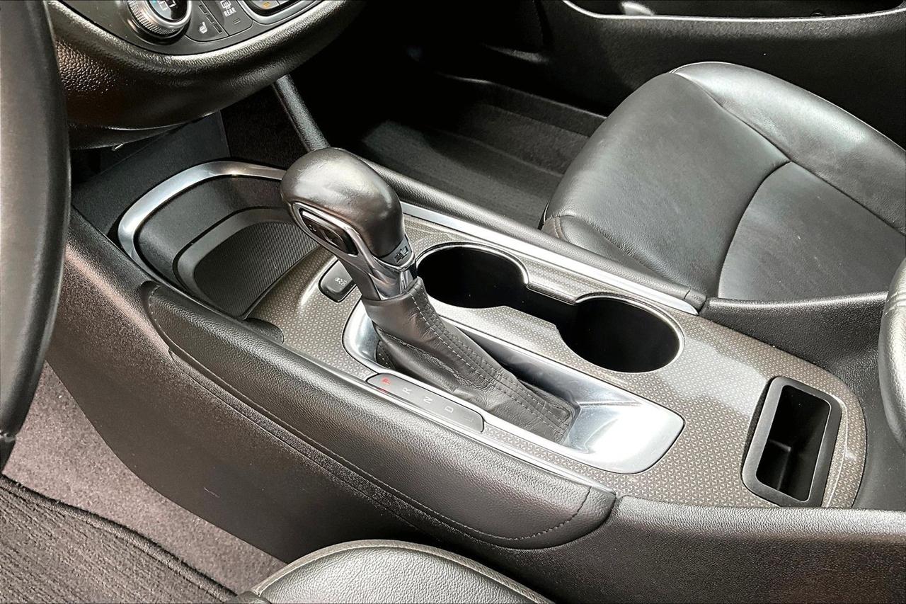 Chevrolet Malibu 4dr Sdn LT 2021