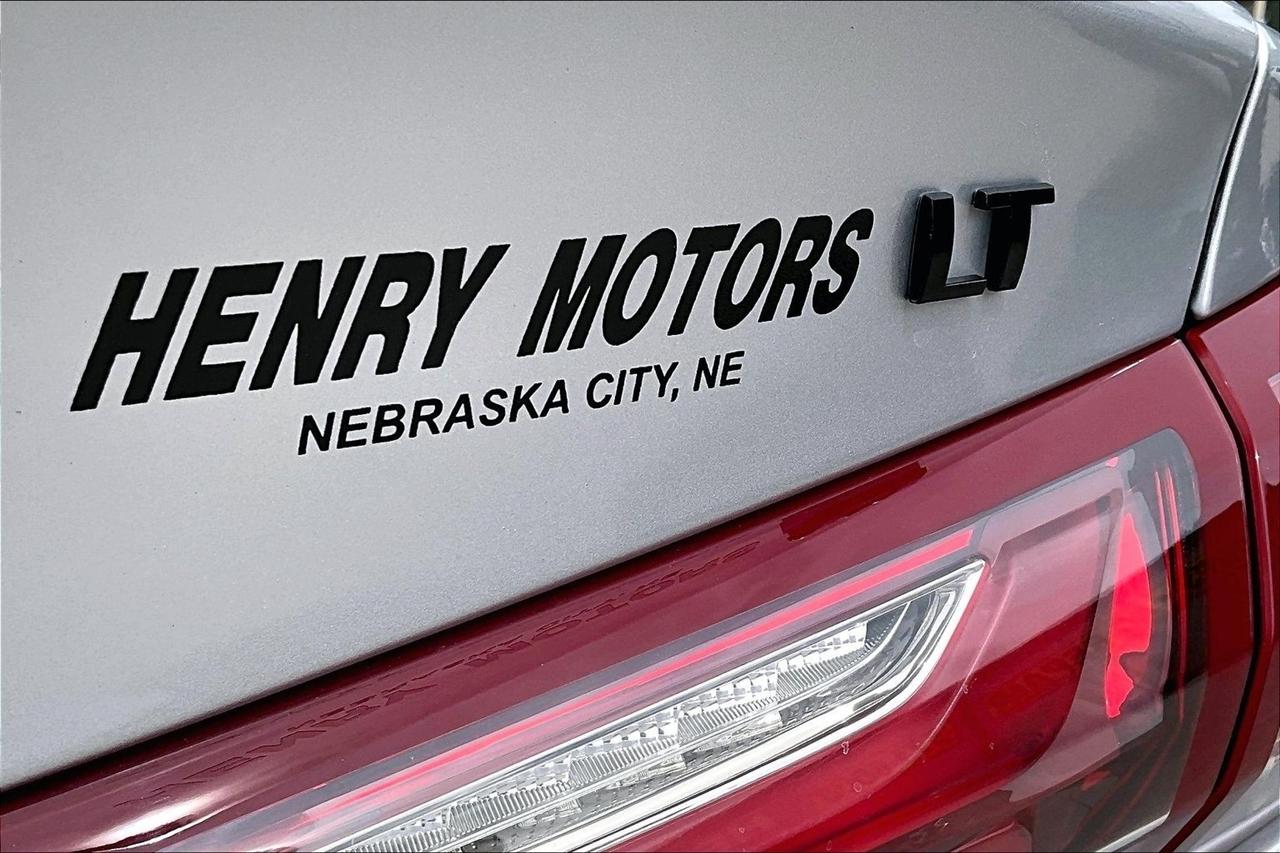 Chevrolet Malibu 4dr Sdn LT 2021