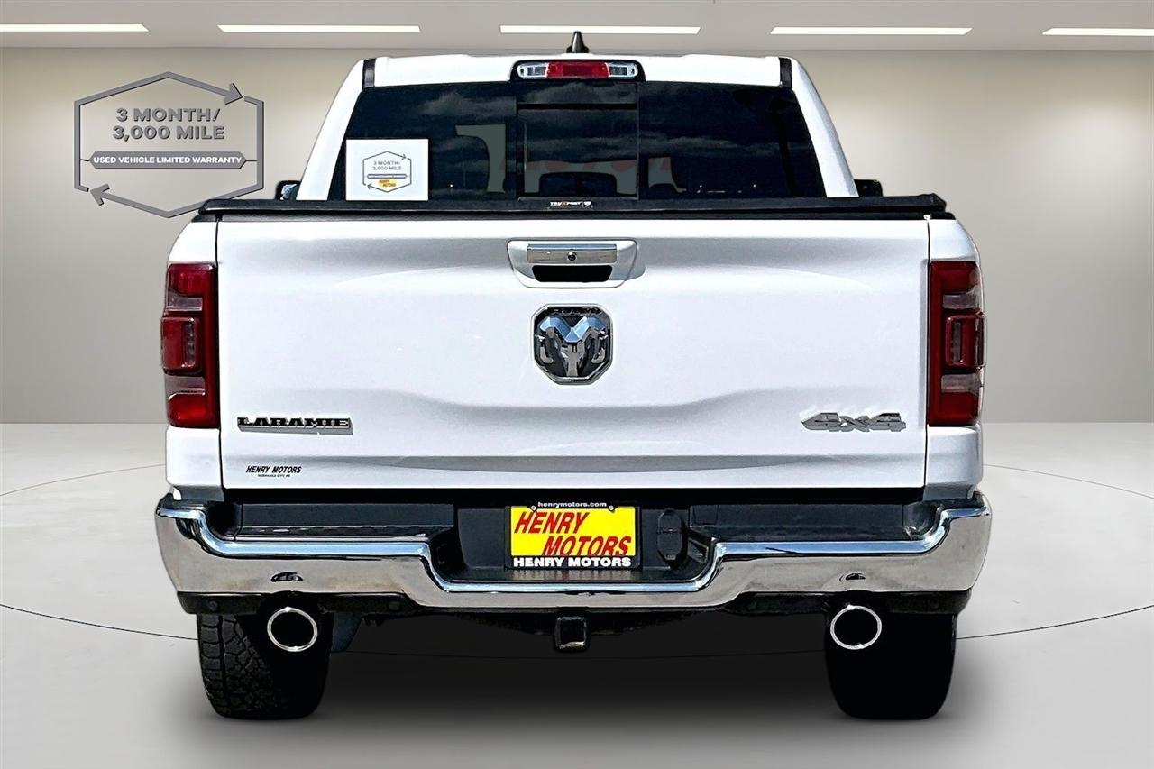 RAM 1500 Laramie 4x4 Crew Cab 5'7" Box 2022
