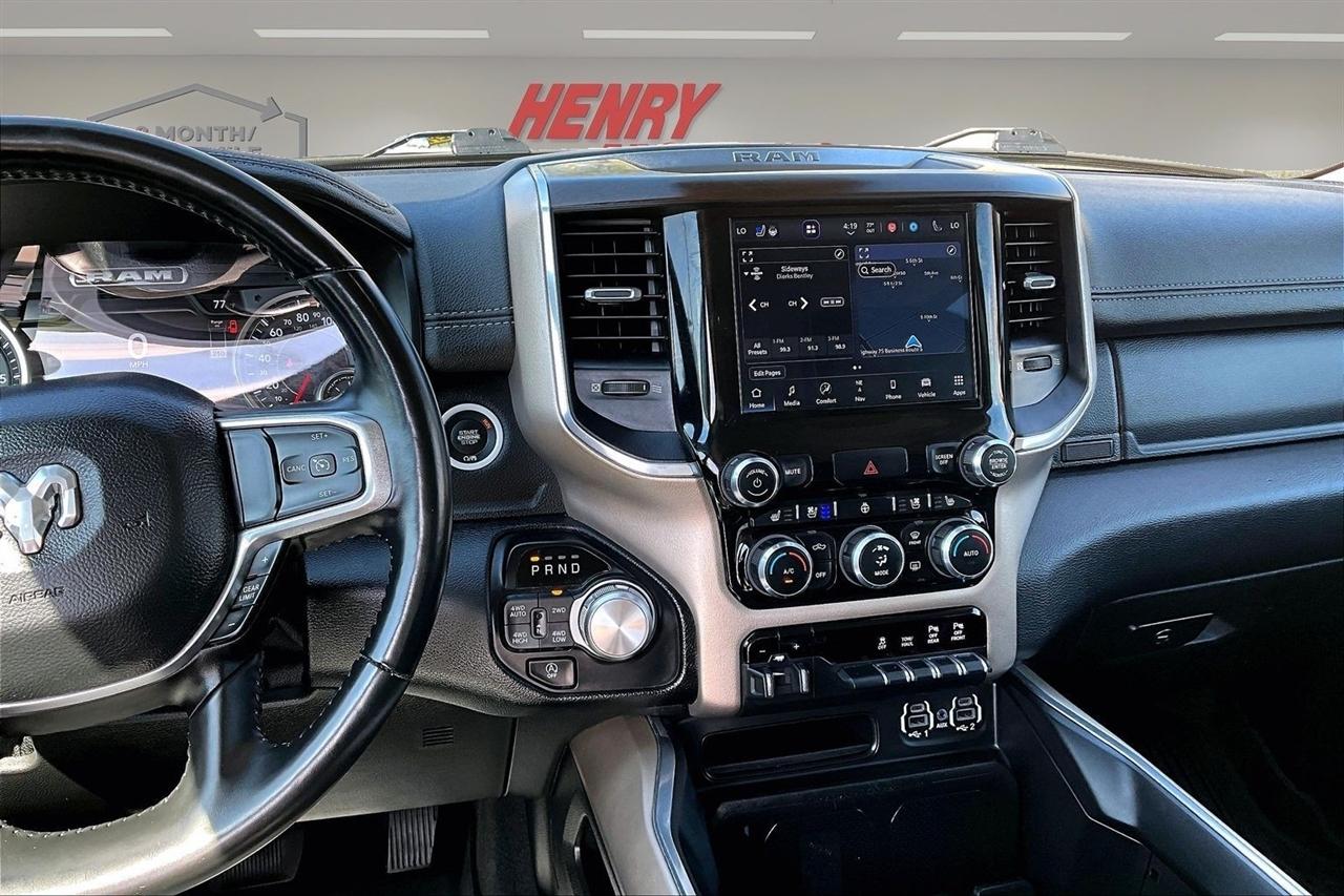 RAM 1500 Laramie 4x4 Crew Cab 5'7" Box 2022