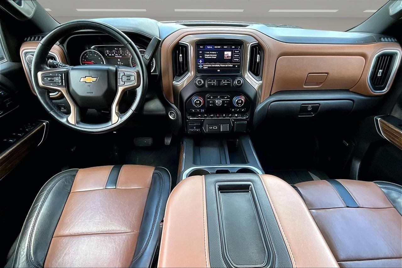Chevrolet Silverado 1500 4WD Crew Cab 147" High Country 2022