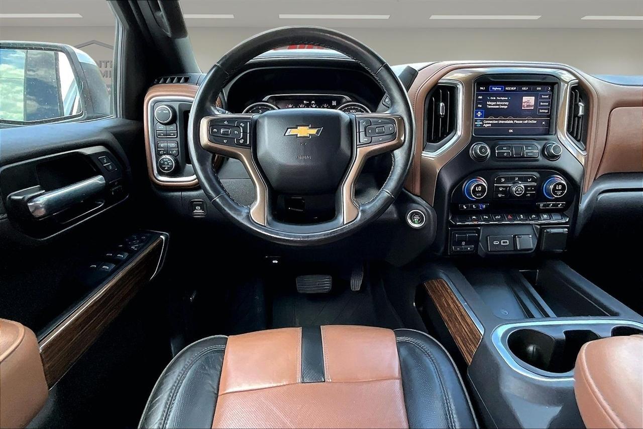 Chevrolet Silverado 1500 4WD Crew Cab 147" High Country 2022