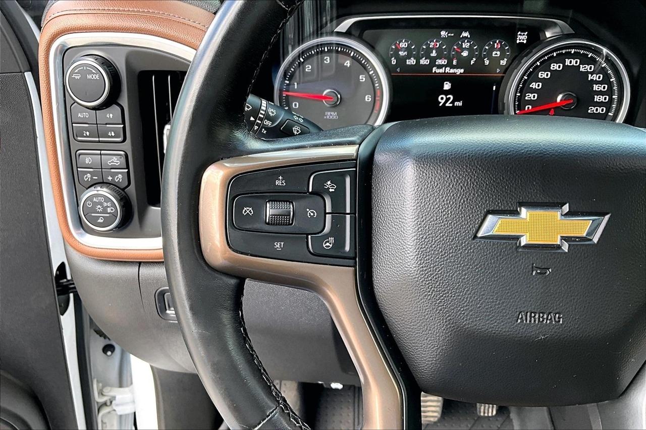 Chevrolet Silverado 1500 4WD Crew Cab 147" High Country 2022
