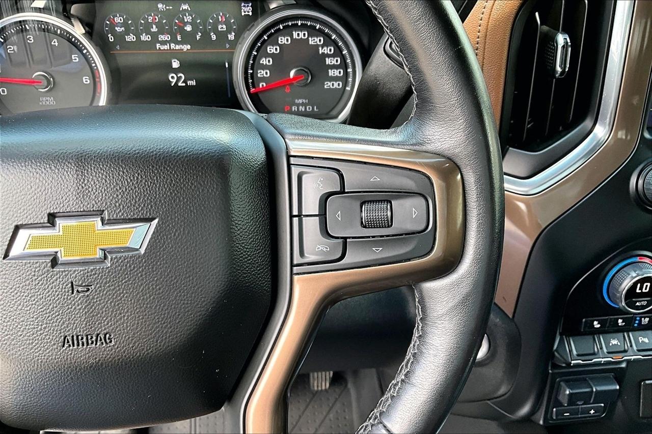 Chevrolet Silverado 1500 4WD Crew Cab 147" High Country 2022