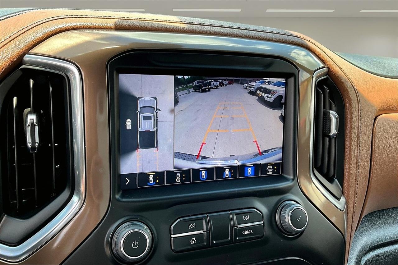 Chevrolet Silverado 1500 4WD Crew Cab 147" High Country 2022