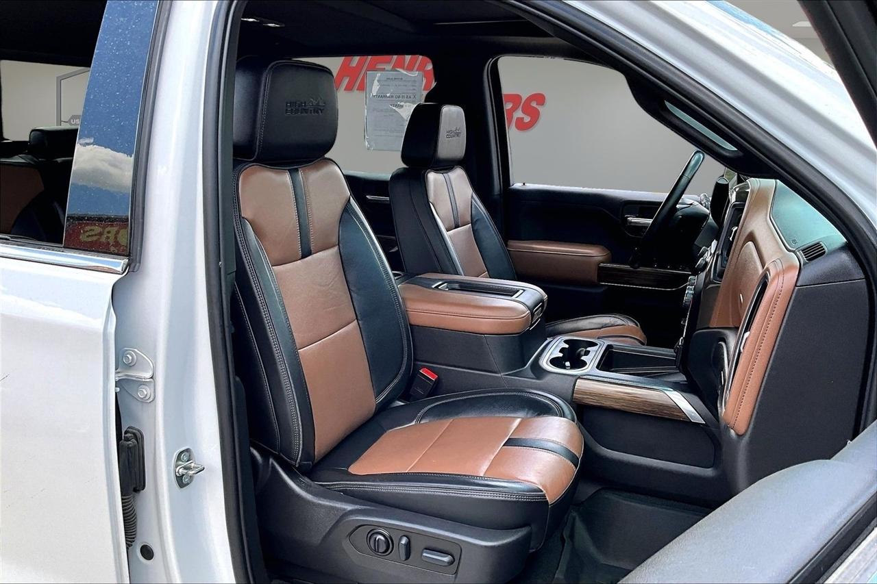 Chevrolet Silverado 1500 4WD Crew Cab 147" High Country 2022