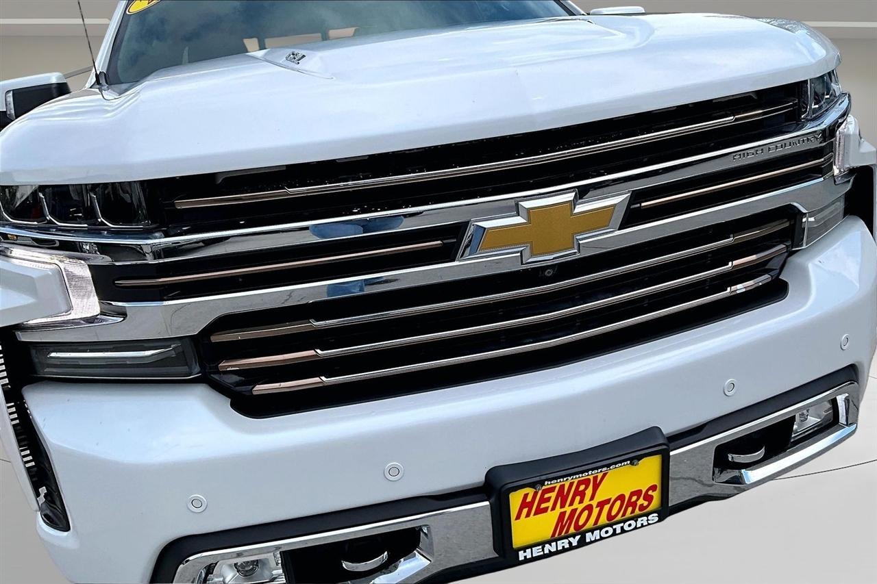 Chevrolet Silverado 1500 4WD Crew Cab 147" High Country 2022