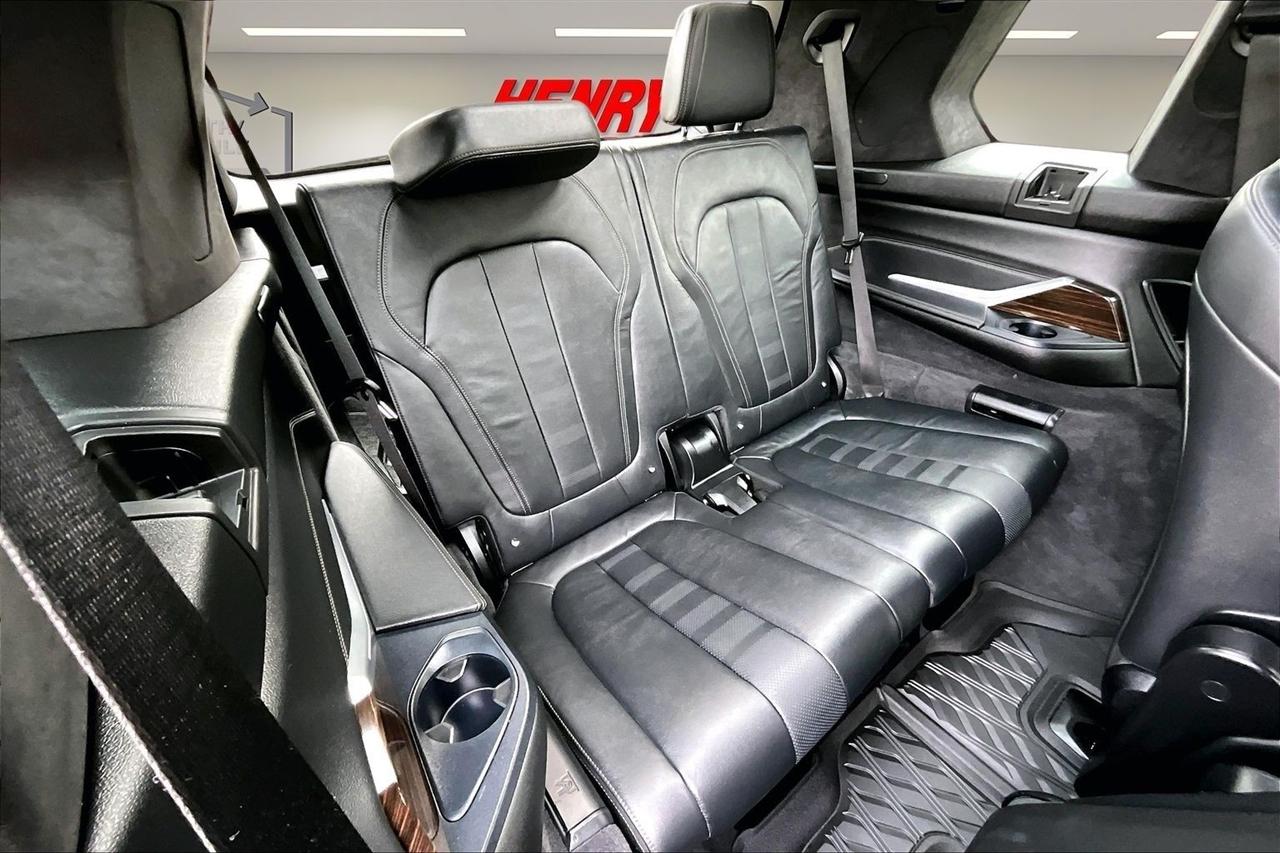 BMW X7 xDrive50i Sports Activity Vehicle 2019