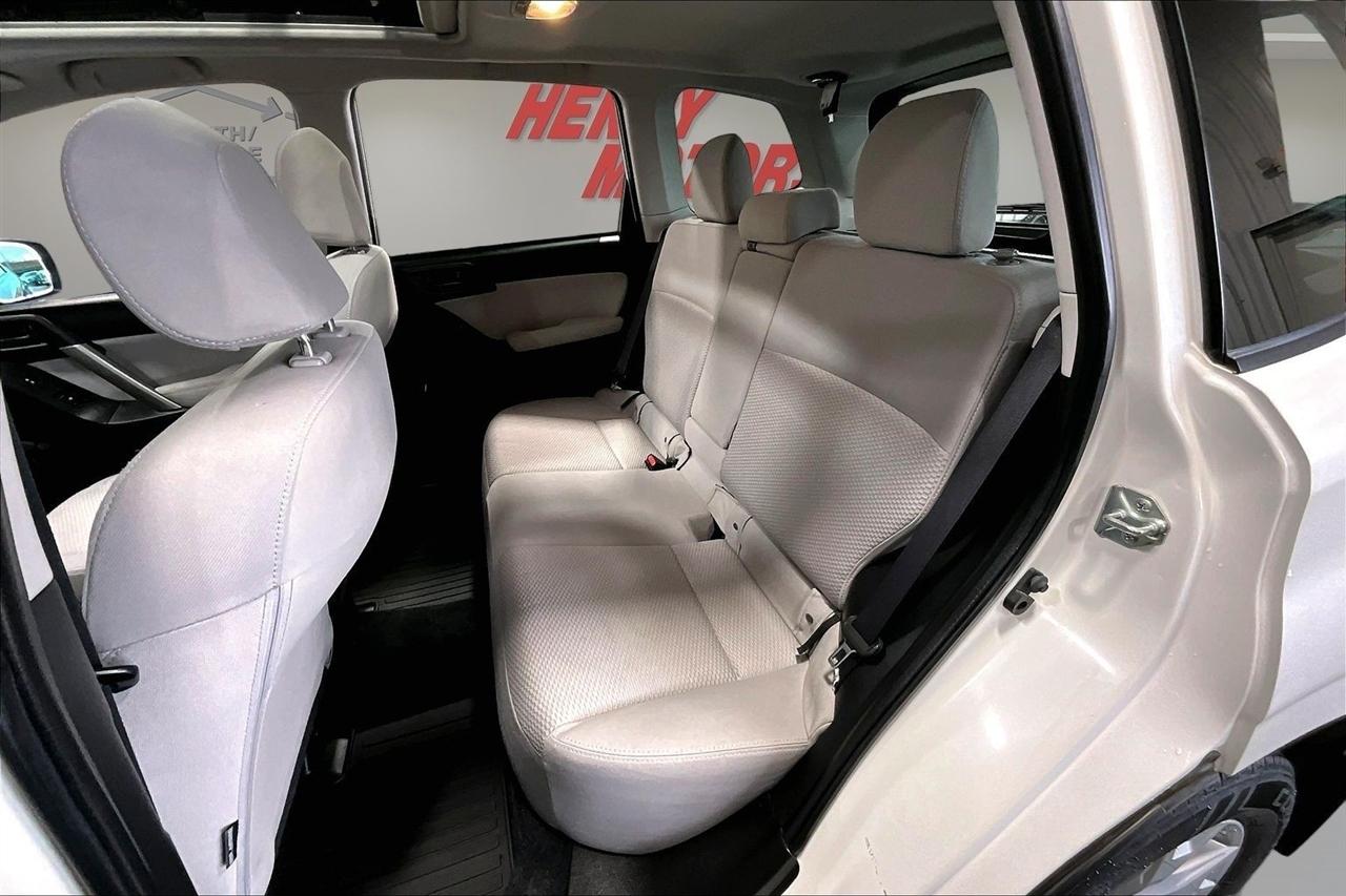 Subaru Forester 4dr CVT 2.5i Premium PZEV 2015