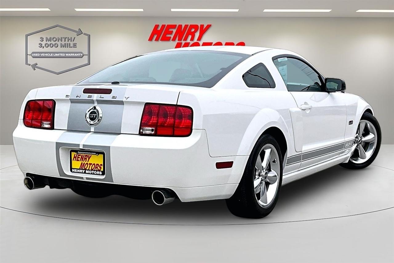 Ford Mustang 2dr Cpe GT Deluxe 2007