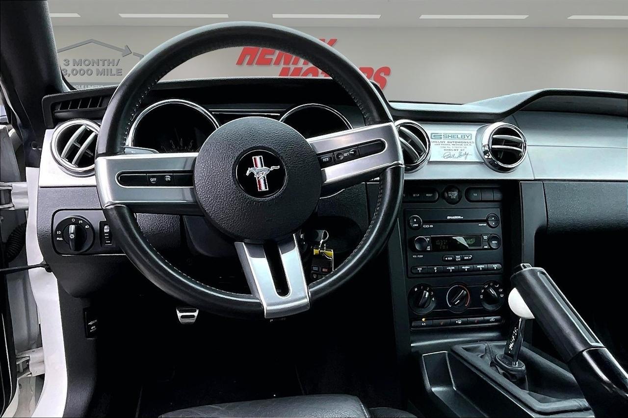 Ford Mustang 2dr Cpe GT Deluxe 2007
