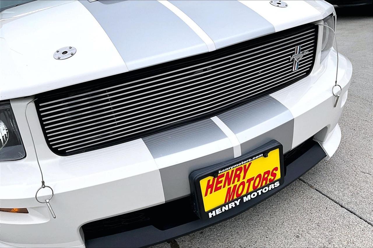 Ford Mustang 2dr Cpe GT Deluxe 2007