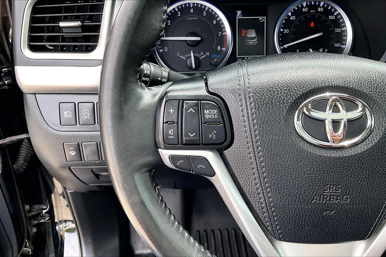 Toyota Highlander XLE AWD V6 2019