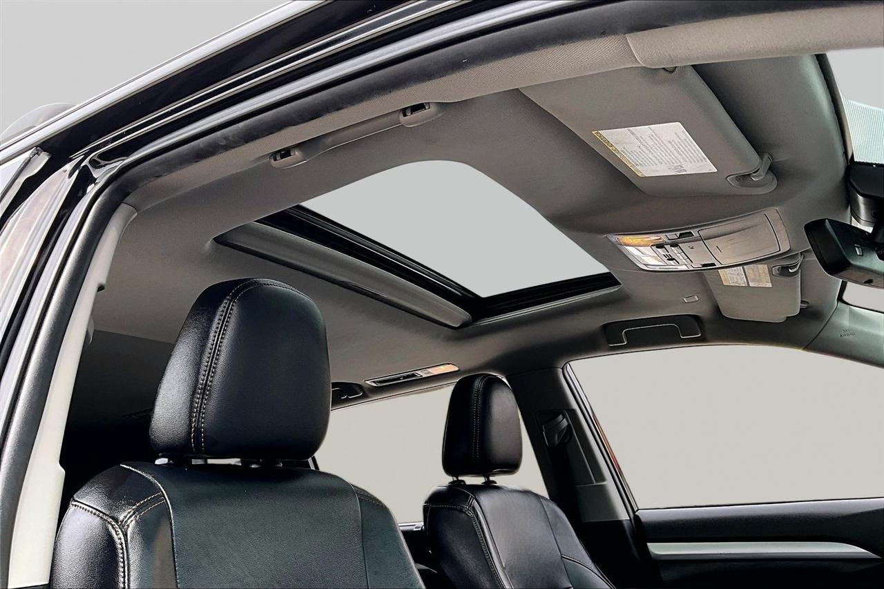 Toyota Highlander XLE AWD V6 2019