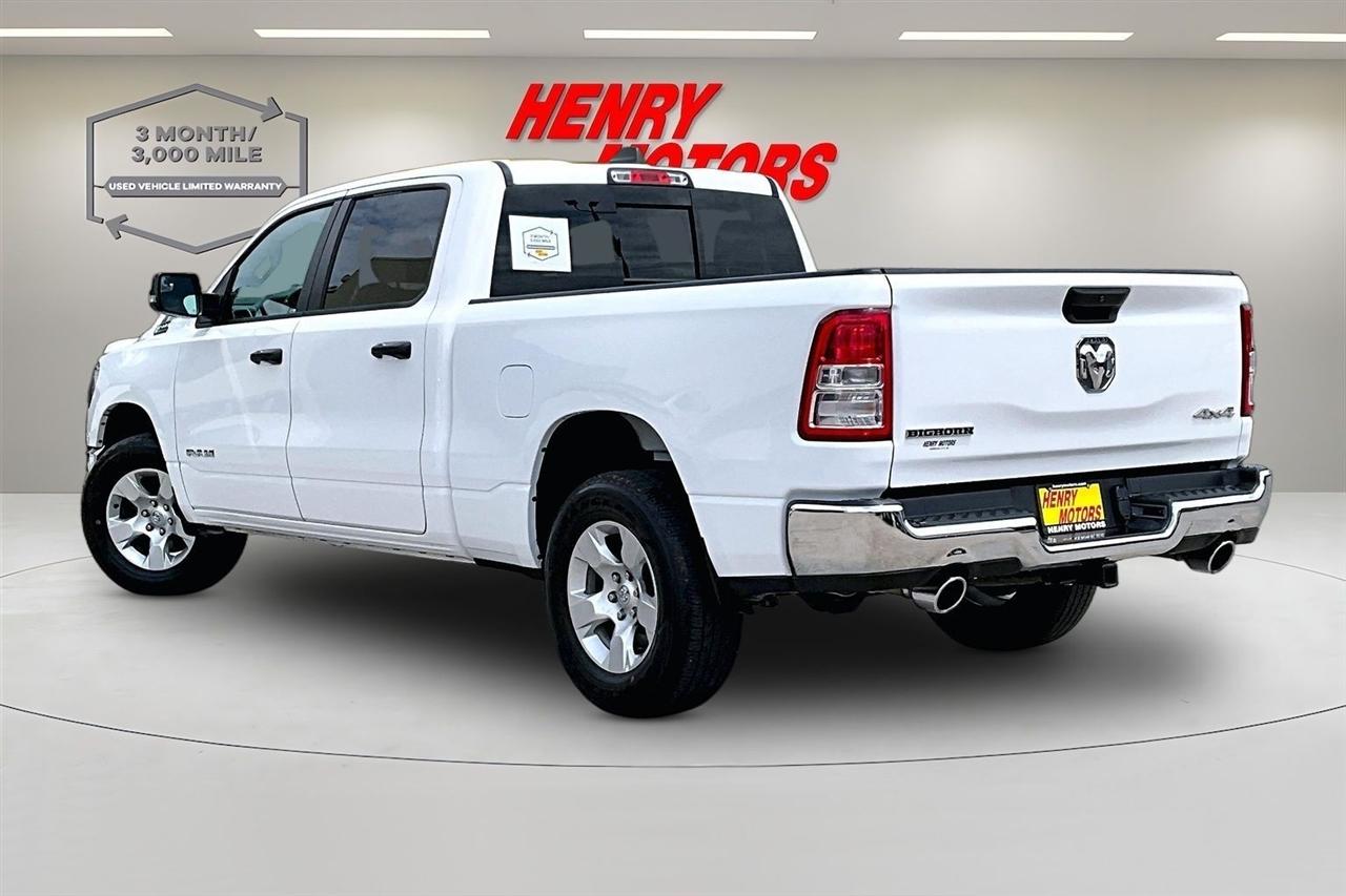 RAM 1500 Big Horn 4x4 Crew Cab 6'4" Box 2023
