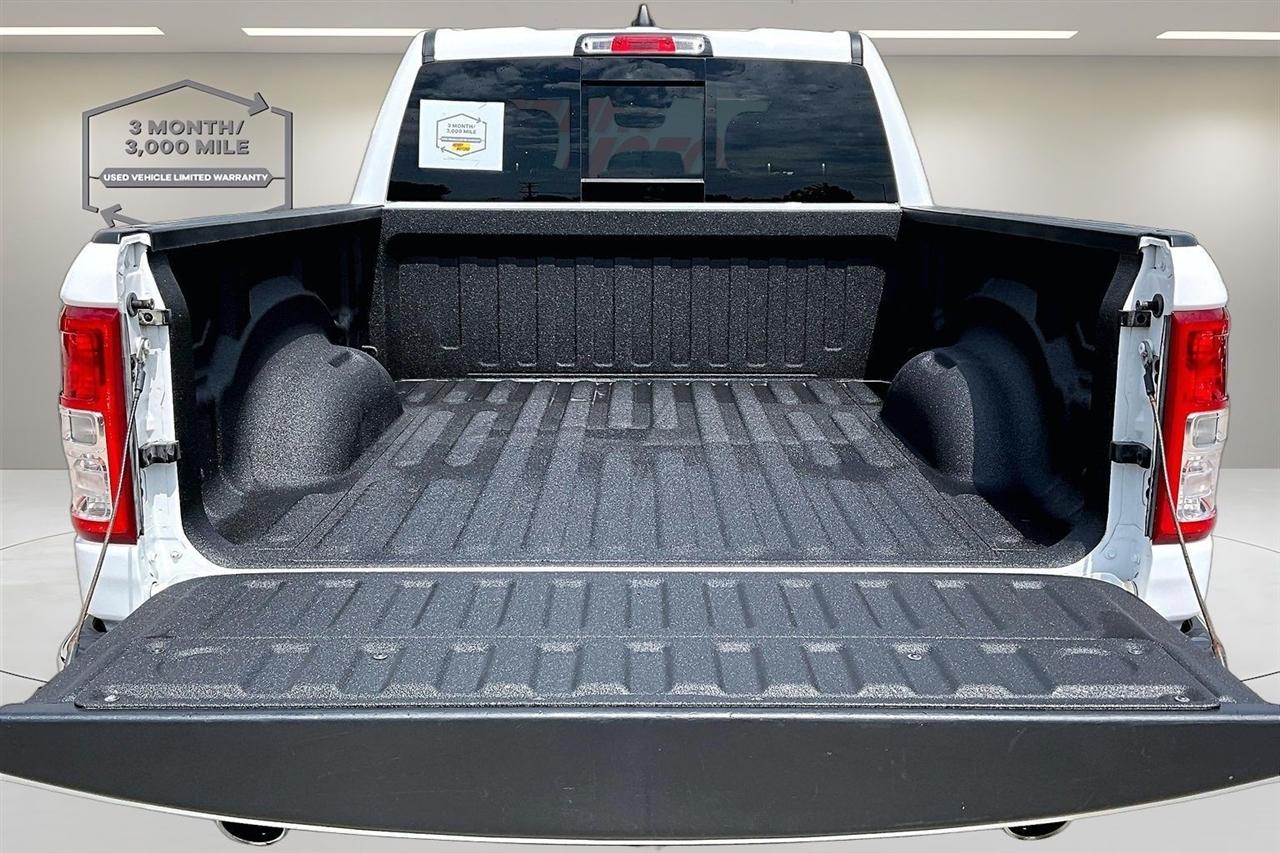 RAM 1500 Big Horn 4x4 Crew Cab 6'4" Box 2023