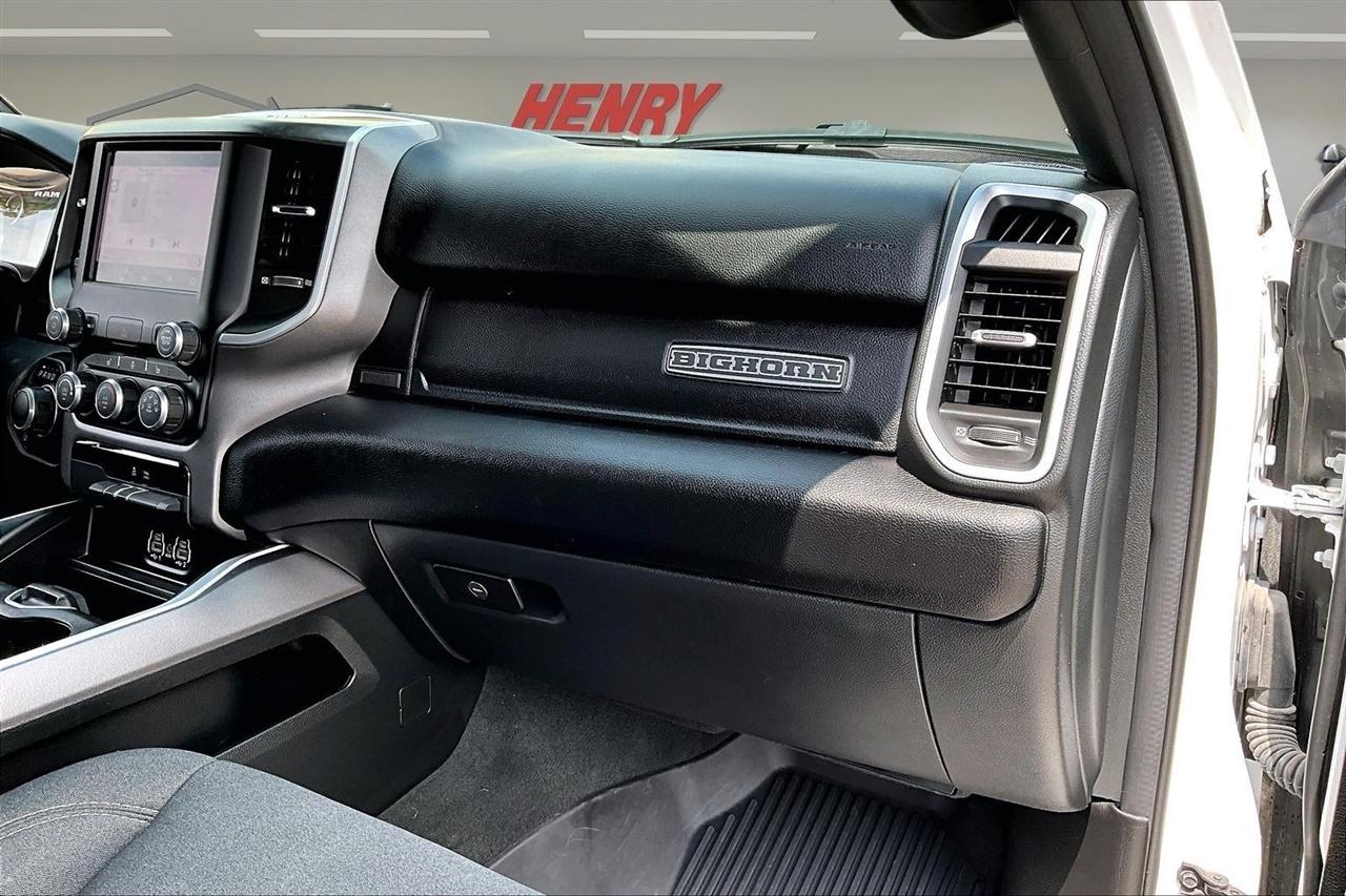 RAM 1500 Big Horn 4x4 Crew Cab 6'4" Box 2023