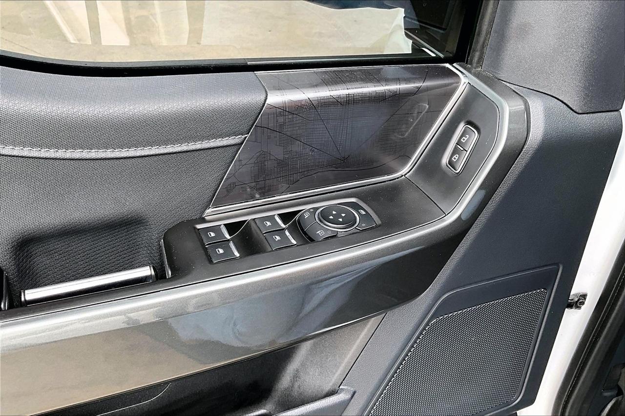 Ford F-150 XLT 4WD SuperCrew 5.5' Box 2023