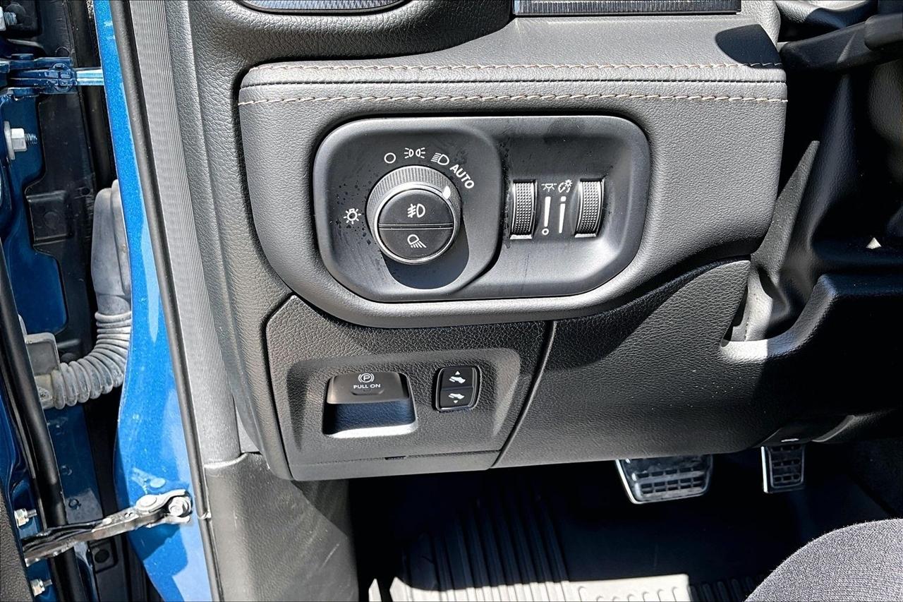 RAM 1500 TRX 4x4 Crew Cab 5'7" Box 2024