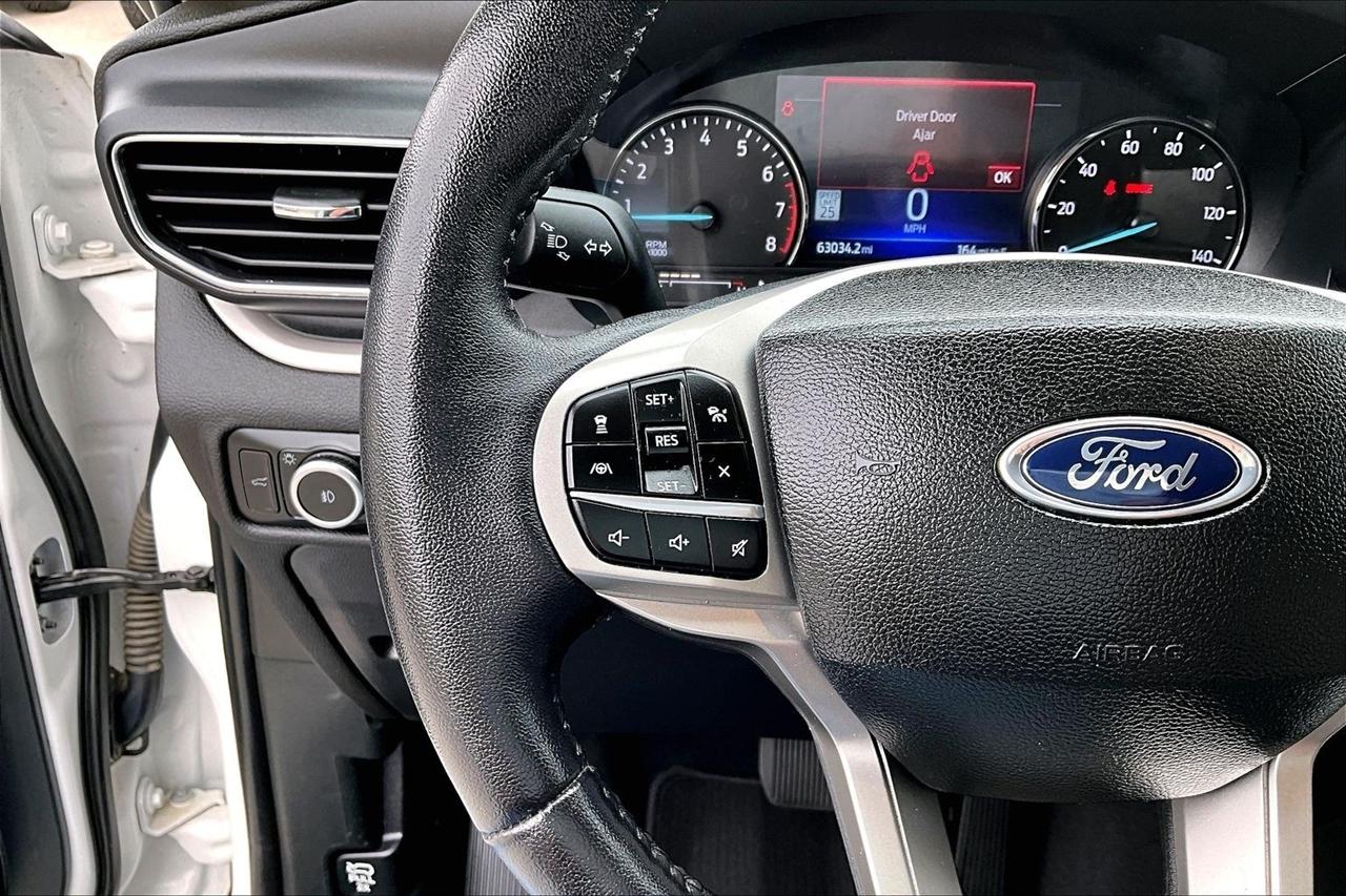 Ford Explorer XLT 4WD 2023