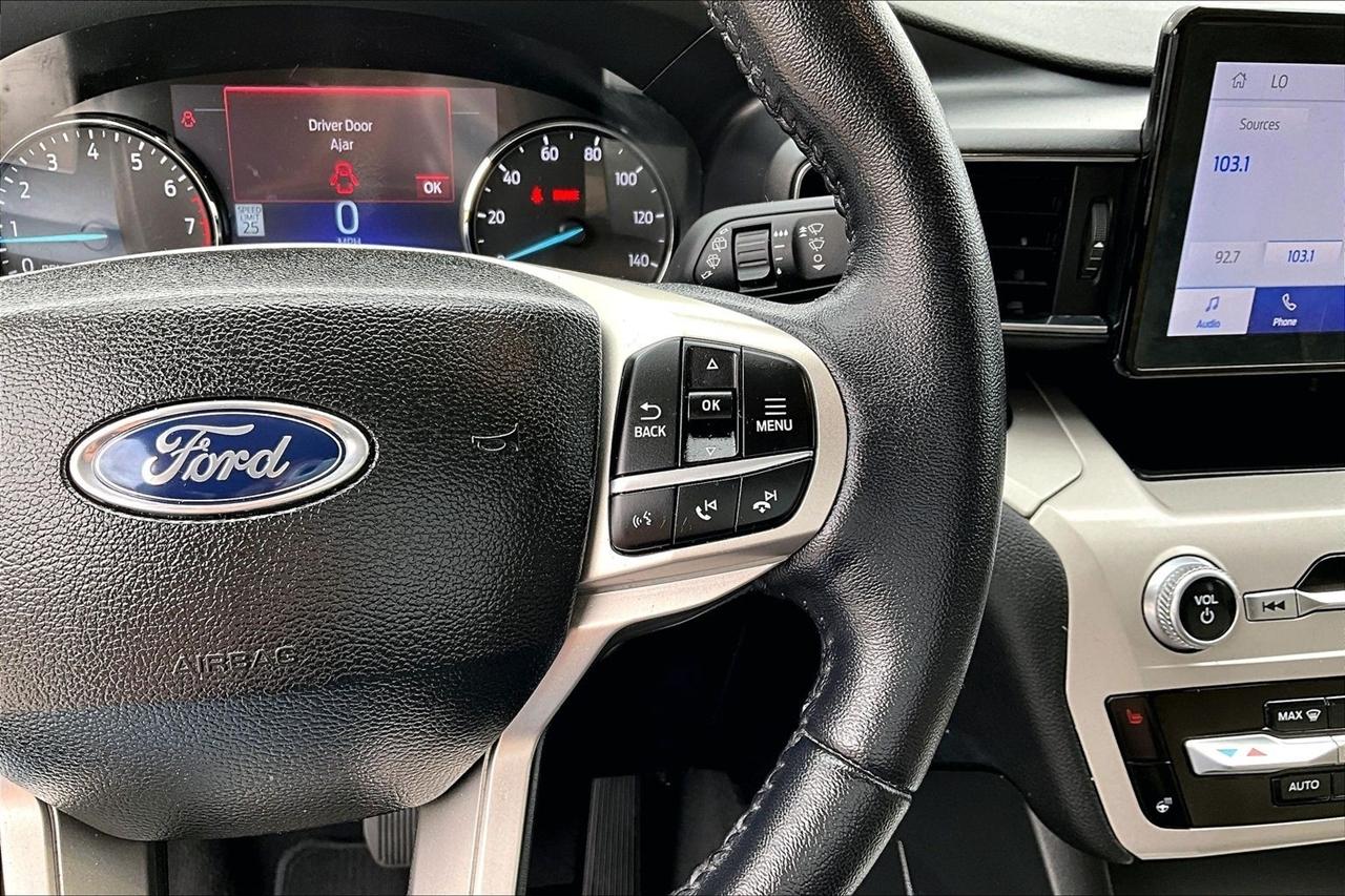 Ford Explorer XLT 4WD 2023