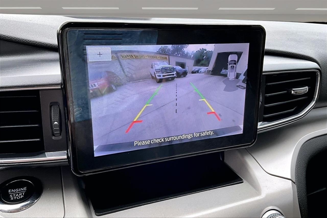 Ford Explorer XLT 4WD 2023