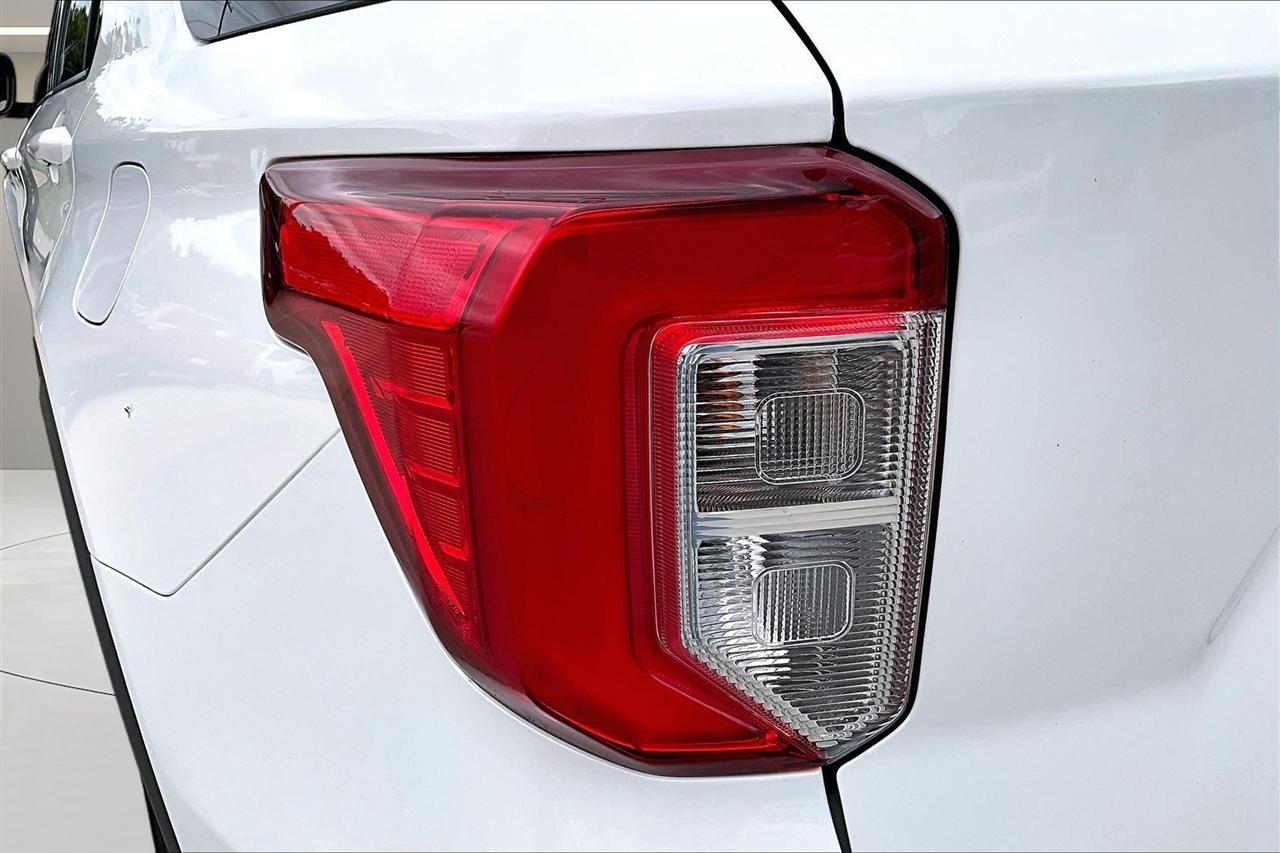 Ford Explorer XLT 4WD 2023