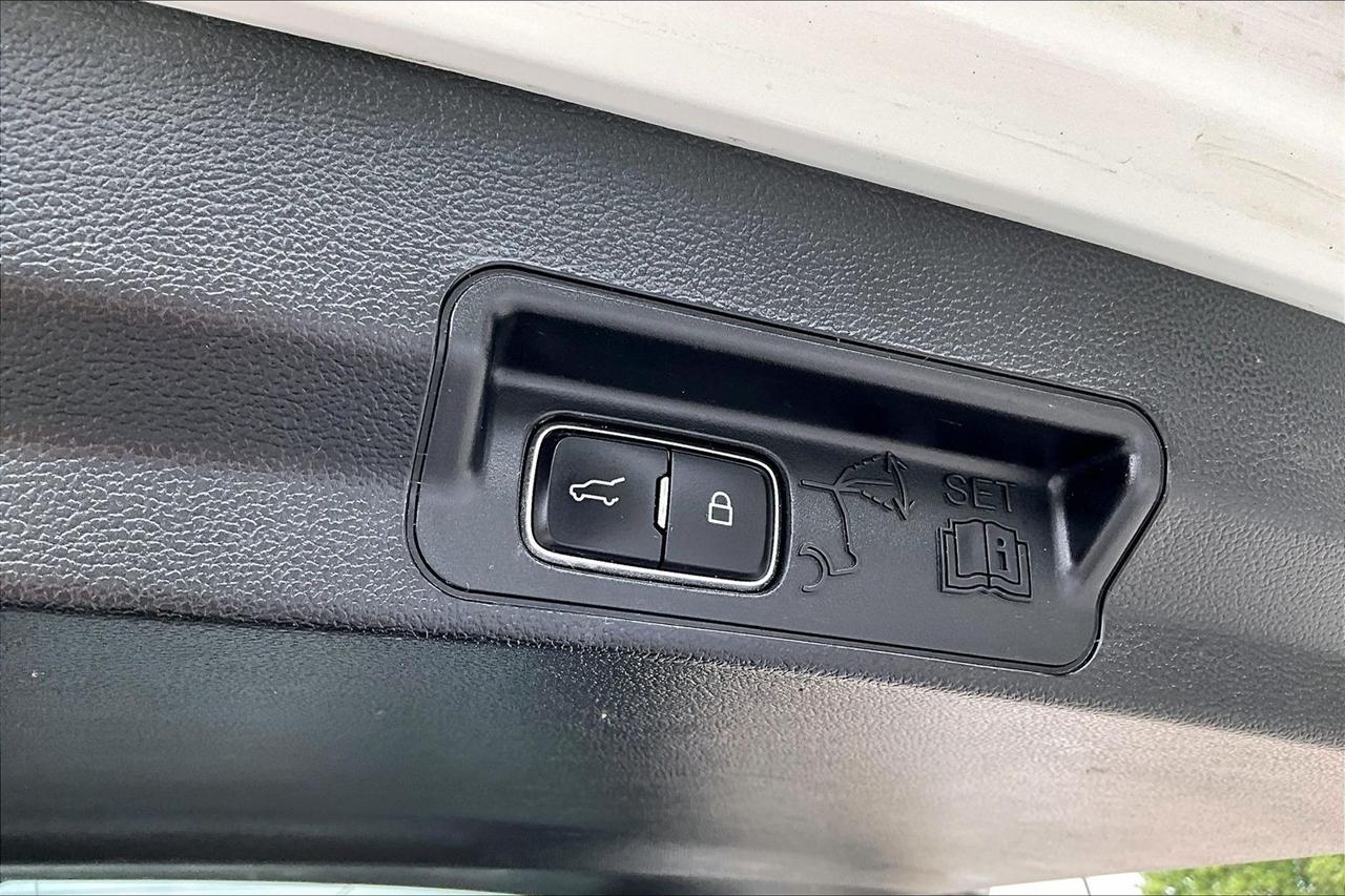 Ford Explorer XLT 4WD 2023