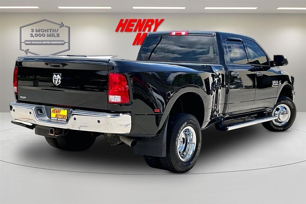 RAM 3500 Tradesman 4x4 Crew Cab 8' Box 2018