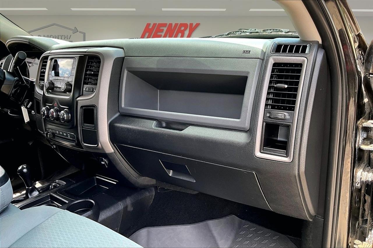 RAM 3500 Tradesman 4x4 Crew Cab 8' Box 2018