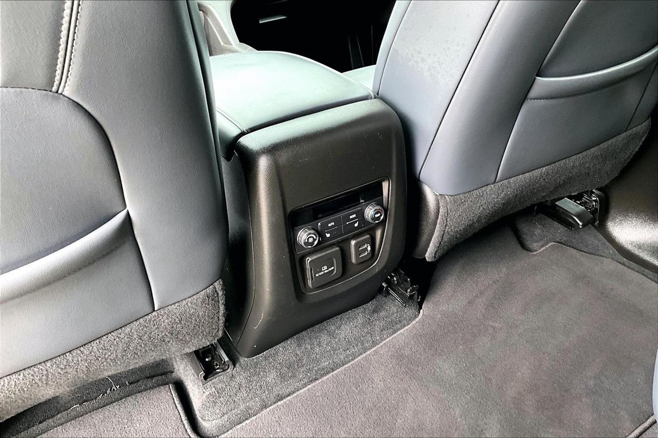 Buick Enclave AWD 4dr Premium 2024