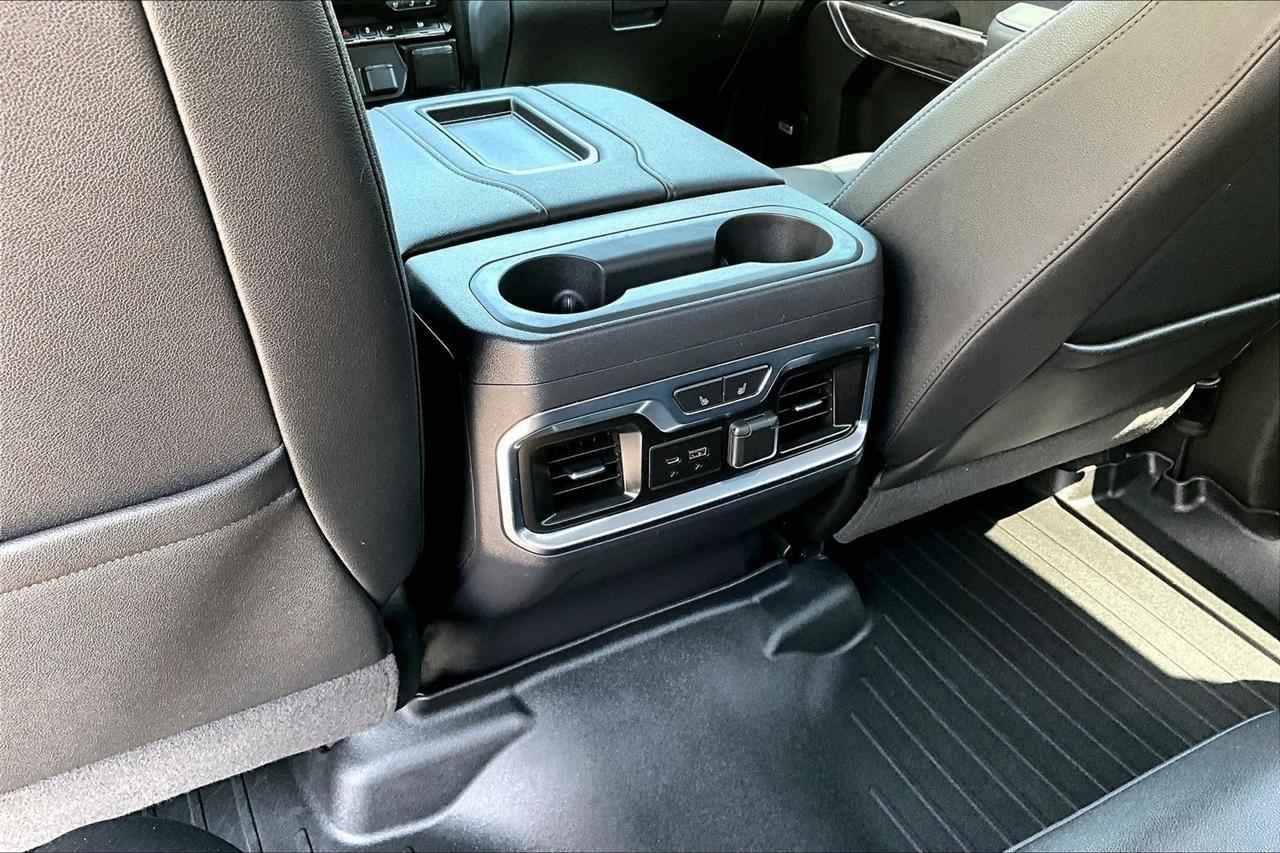 Chevrolet Silverado 1500 4WD Crew Cab 147" LTZ 2021