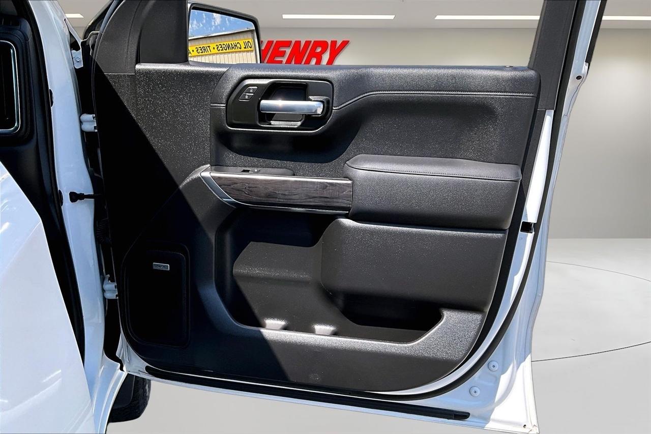 Chevrolet Silverado 1500 4WD Crew Cab 147" LTZ 2021