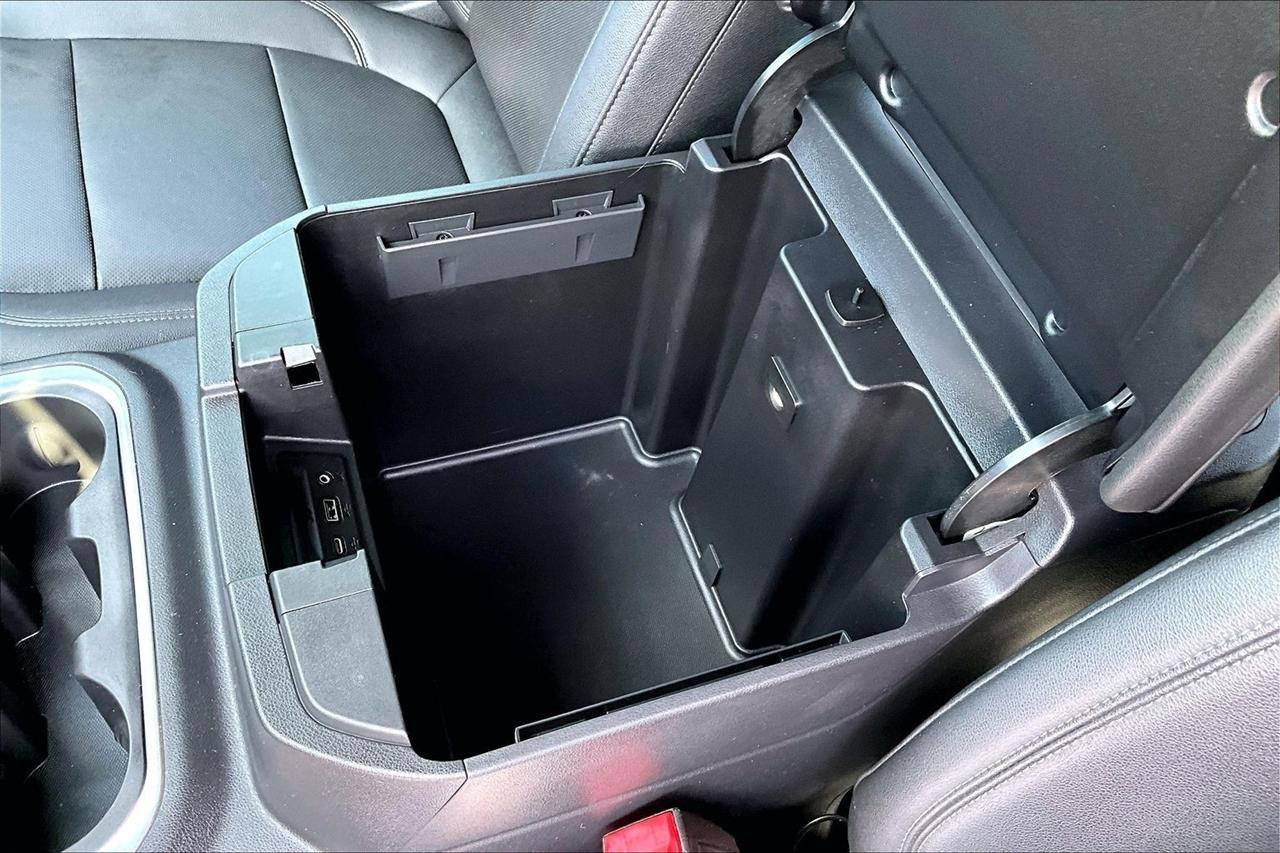 Chevrolet Silverado 1500 4WD Crew Cab 147" LTZ 2021