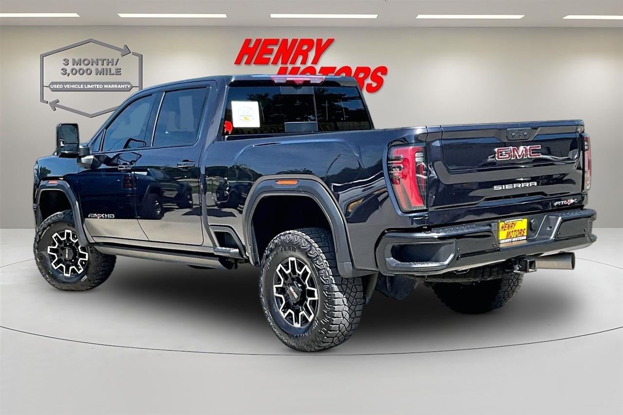 GMC Sierra 2500HD 4WD Crew Cab 159" AT4X 2025