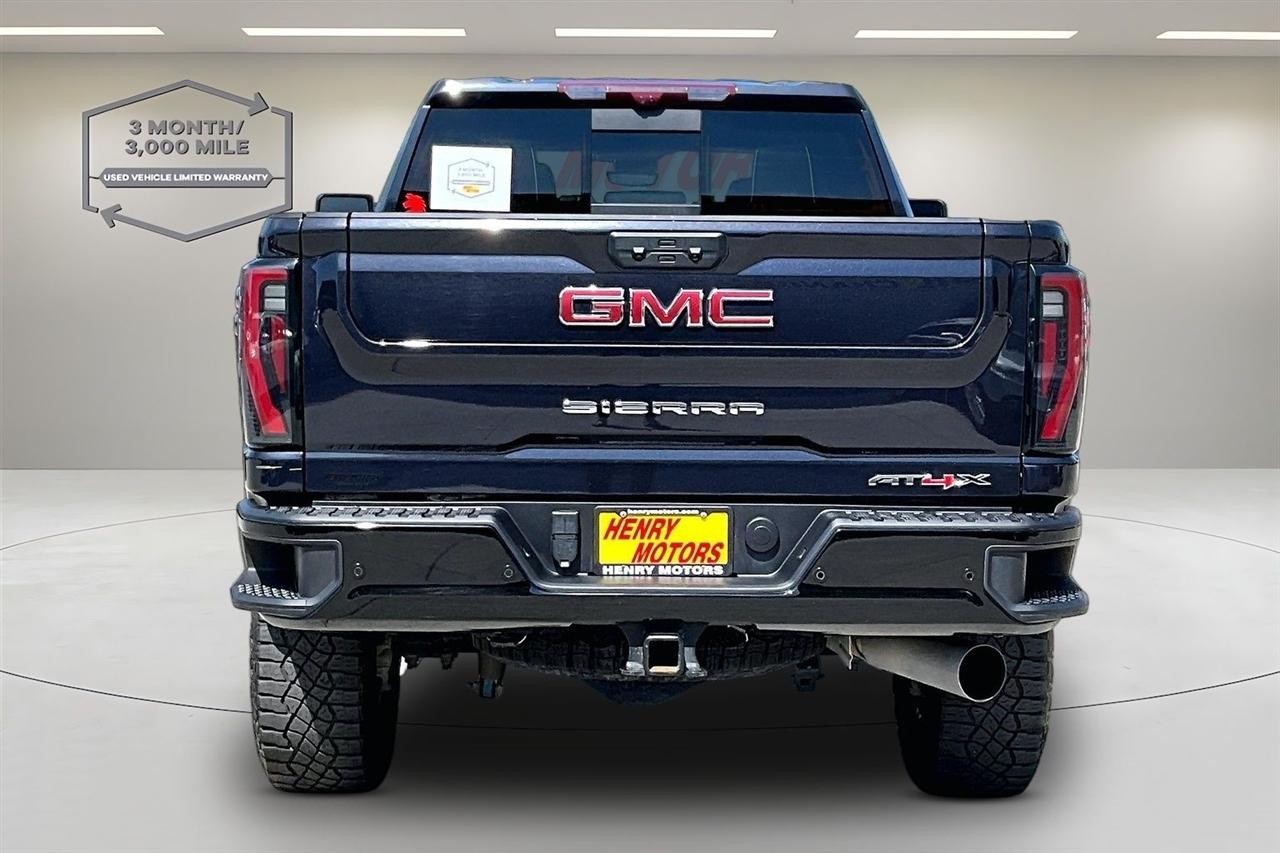 GMC Sierra 2500HD 4WD Crew Cab 159" AT4X 2025