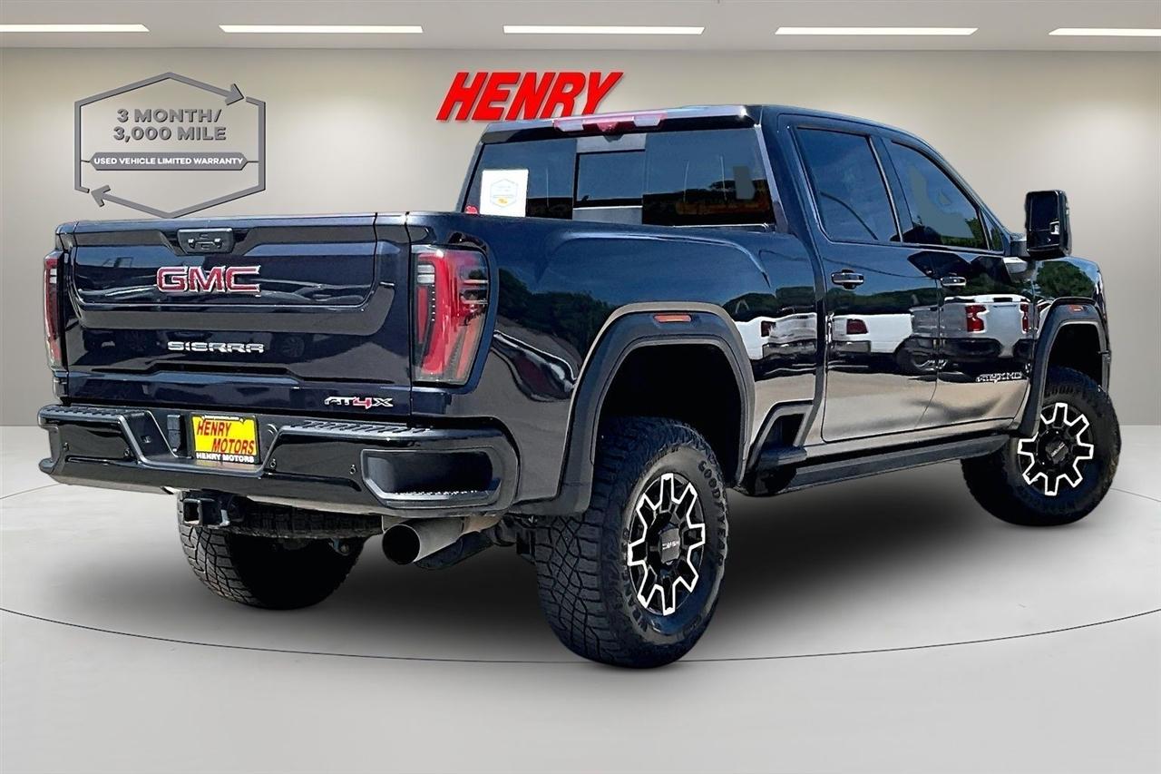 GMC Sierra 2500HD 4WD Crew Cab 159" AT4X 2025