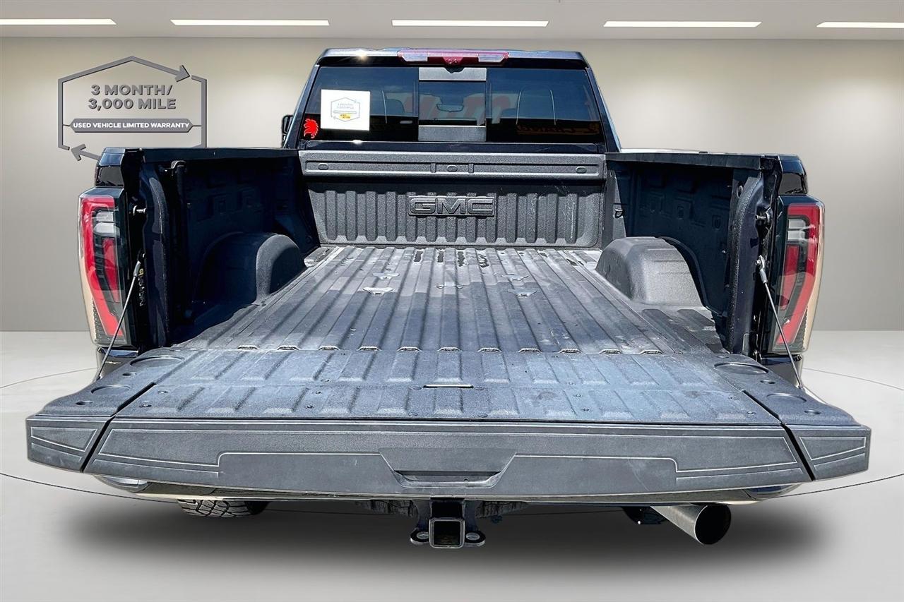 GMC Sierra 2500HD 4WD Crew Cab 159" AT4X 2025