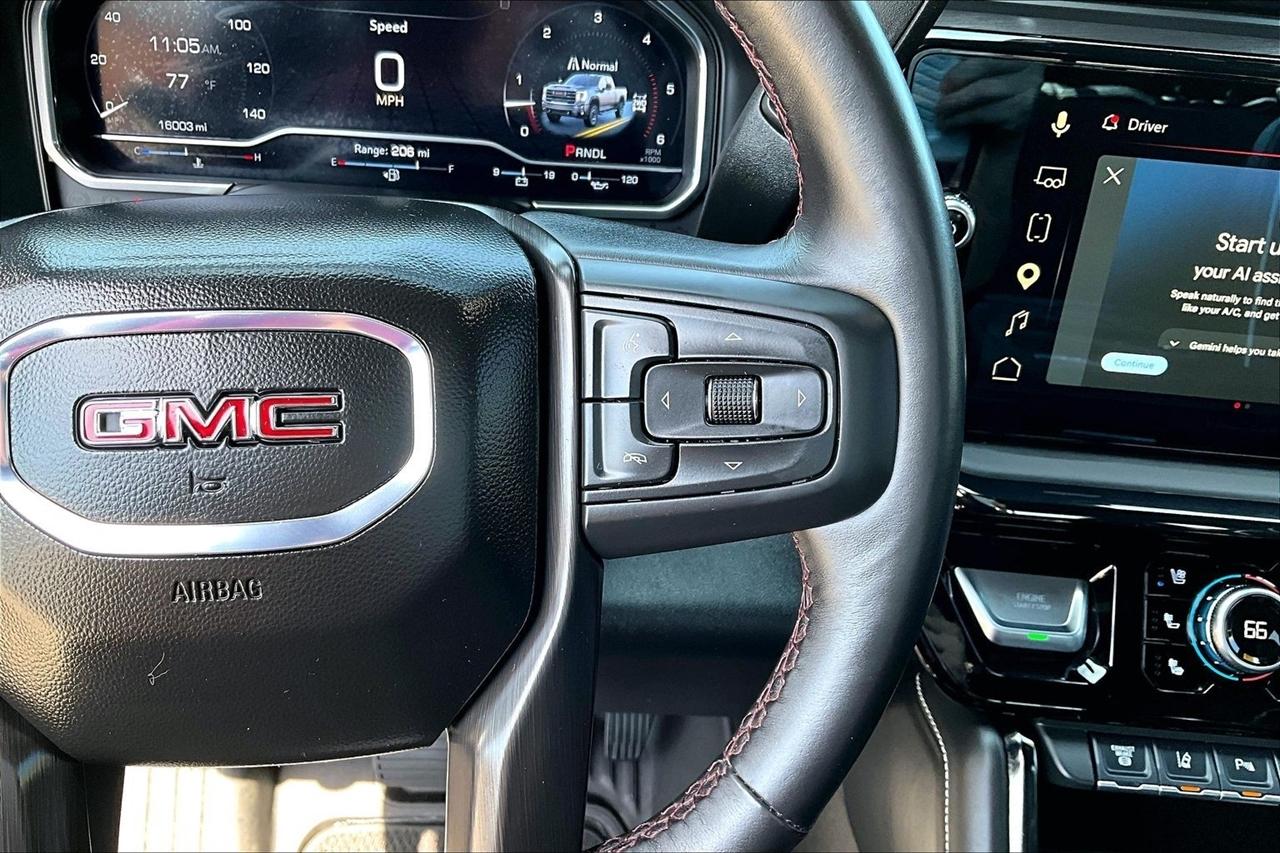 GMC Sierra 2500HD 4WD Crew Cab 159" AT4X 2025