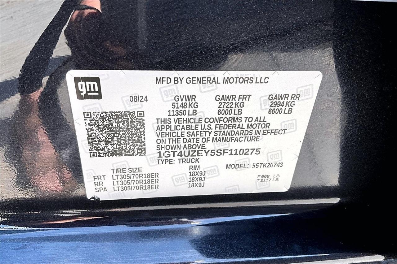 GMC Sierra 2500HD 4WD Crew Cab 159" AT4X 2025